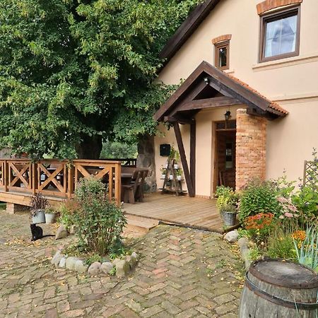 Swojski Gosciniec Prażmowo Exterior foto