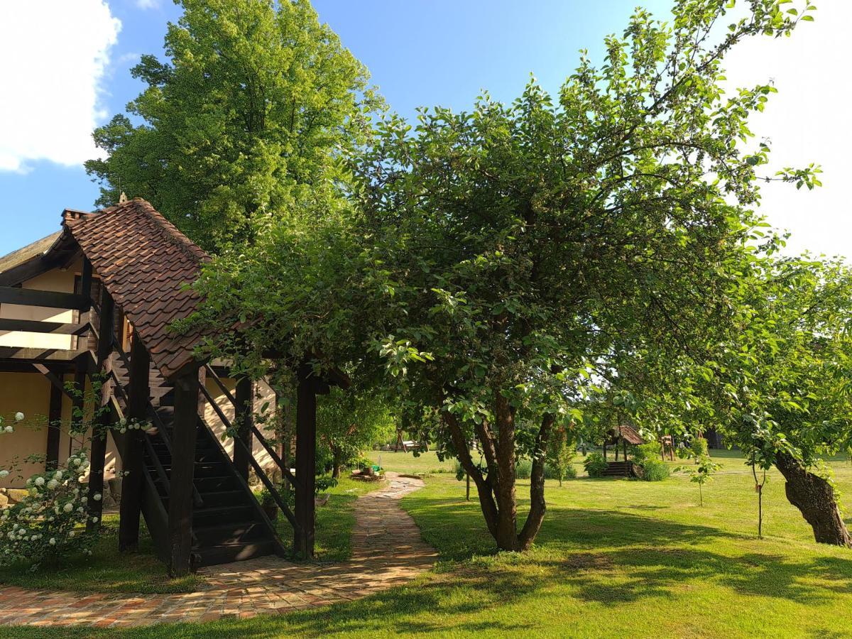 Swojski Gosciniec Prażmowo Exterior foto