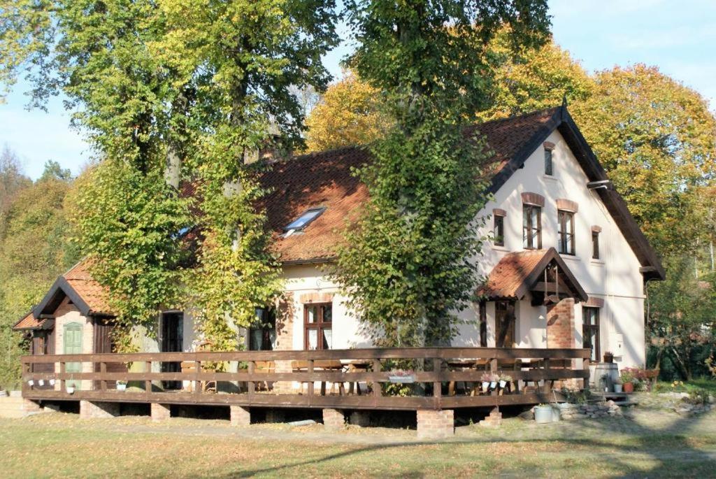 Swojski Gosciniec Prażmowo Exterior foto
